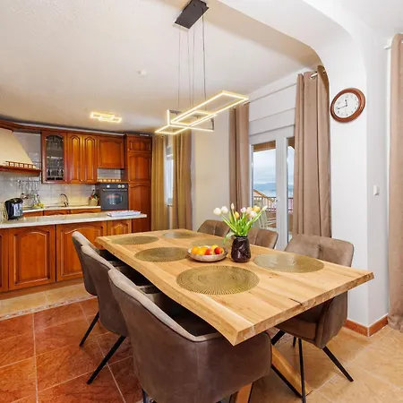 Appartamento San Dramalj