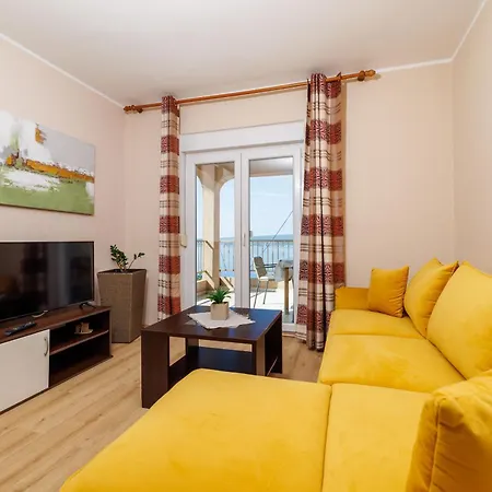 San Appartamento Dramalj