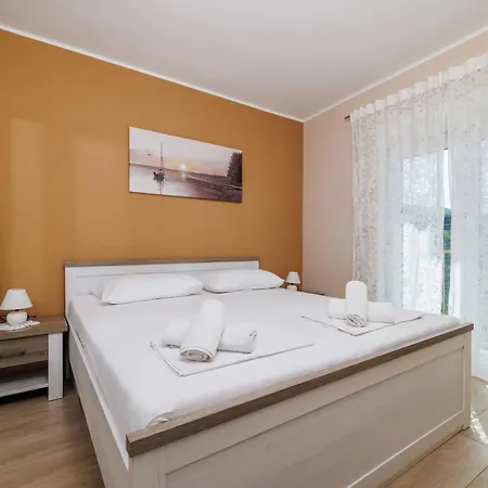 Appartamento San Dramalj